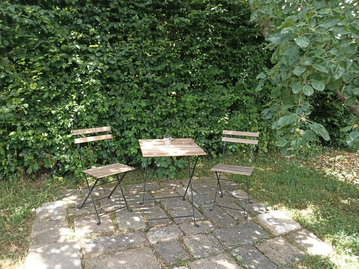 Godinne L'Echappee Au Jardin, Yourte Bucolique מראה חיצוני תמונה
